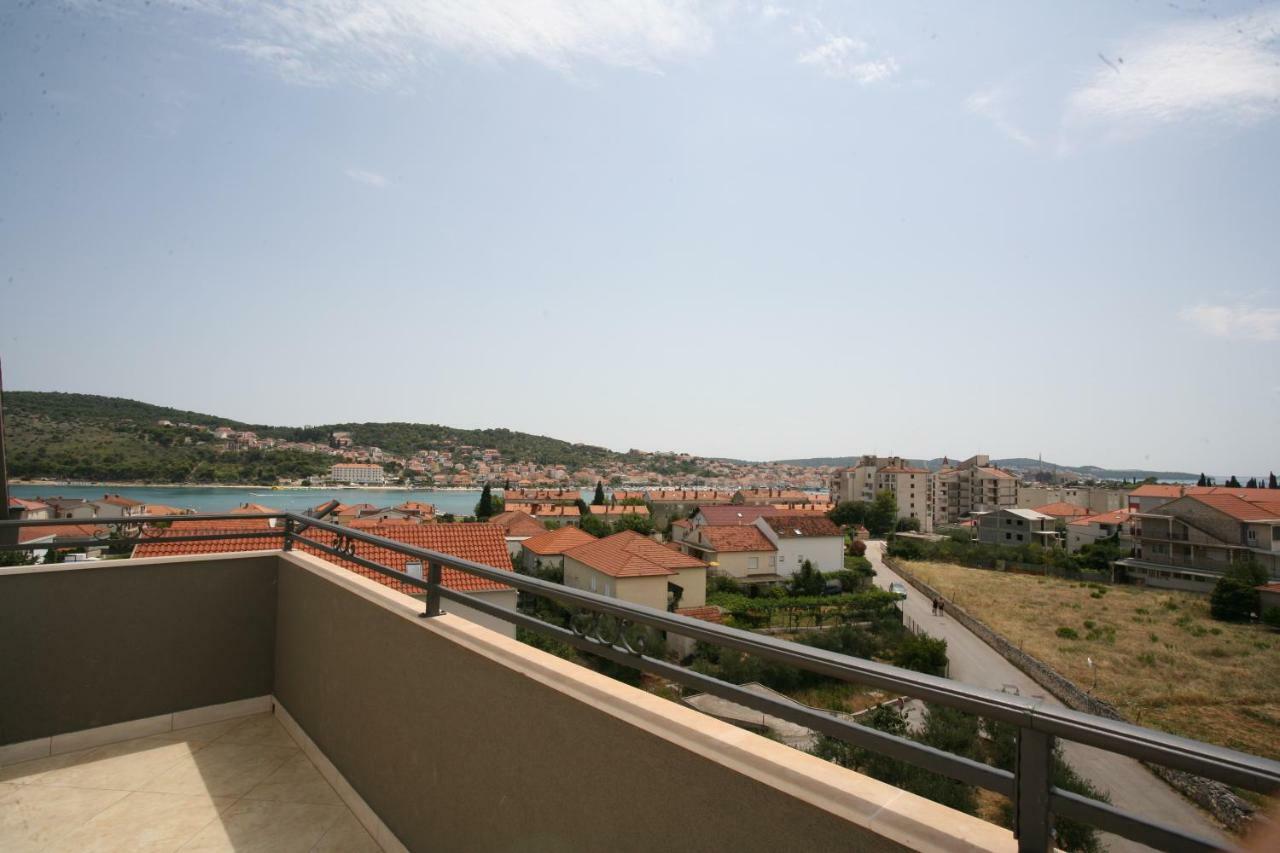 Apartment Beljan Trogir Exterior photo